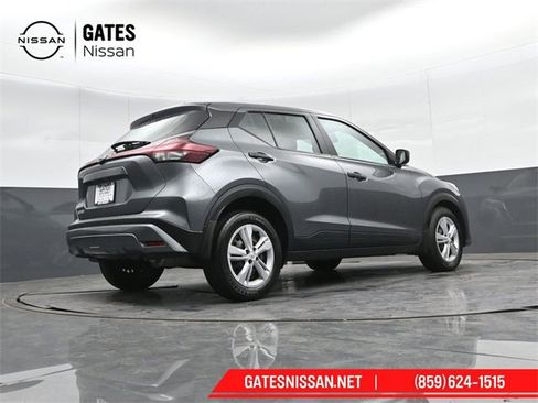 Used 2024 Nissan Kicks S image 36