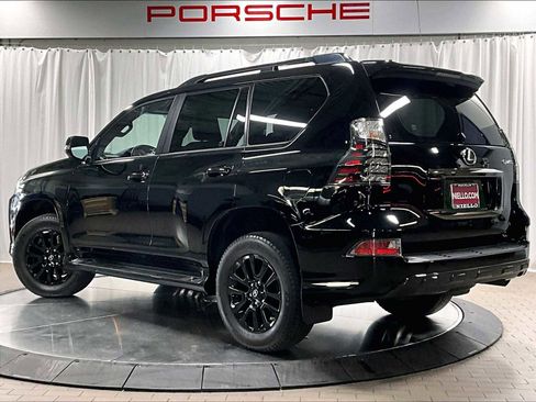 Used 2023 Lexus GX 460 w/ Black Line Special Edition image 3