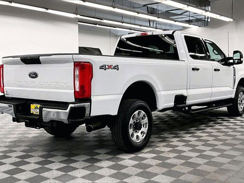 Used 2023 Ford F250 XLT image 12