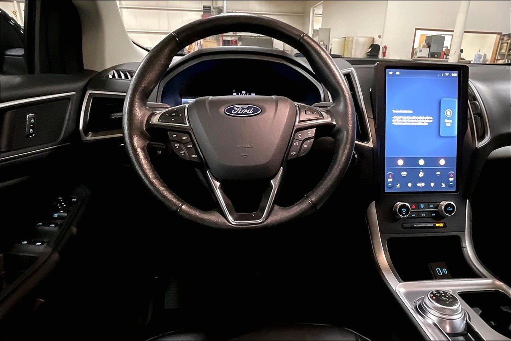 Certified 2024 Ford Edge SEL AWD/4WD image 5
