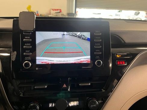 Used 2024 Toyota Camry SE FWD image 28