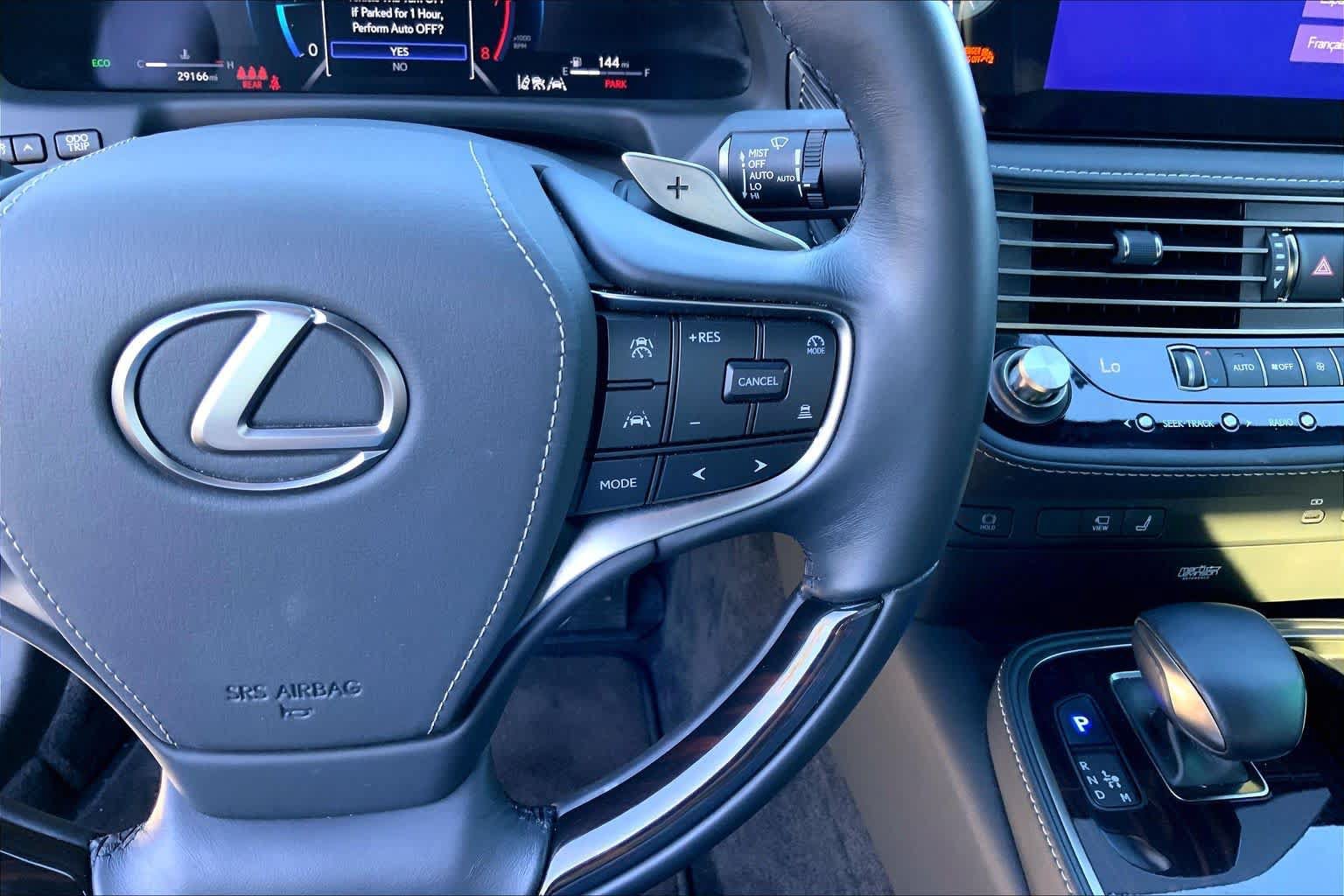 Used 2024 Lexus LS 500 w/ Interior Upgrade Package RWD image 23