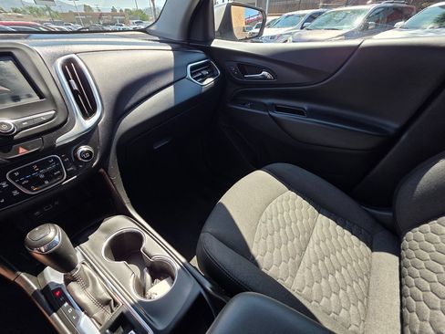 Used 2019 Chevrolet Equinox LT AWD/4WD image 39