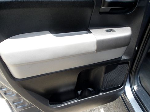 Used 2010 Toyota Tundra 2WD Double Cab image 16