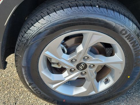 Certified 2024 Hyundai Tucson SEL FWD image 25