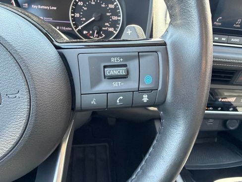 Used 2023 Nissan Rogue SV w/ SV Premium B Package AWD/4WD image 25