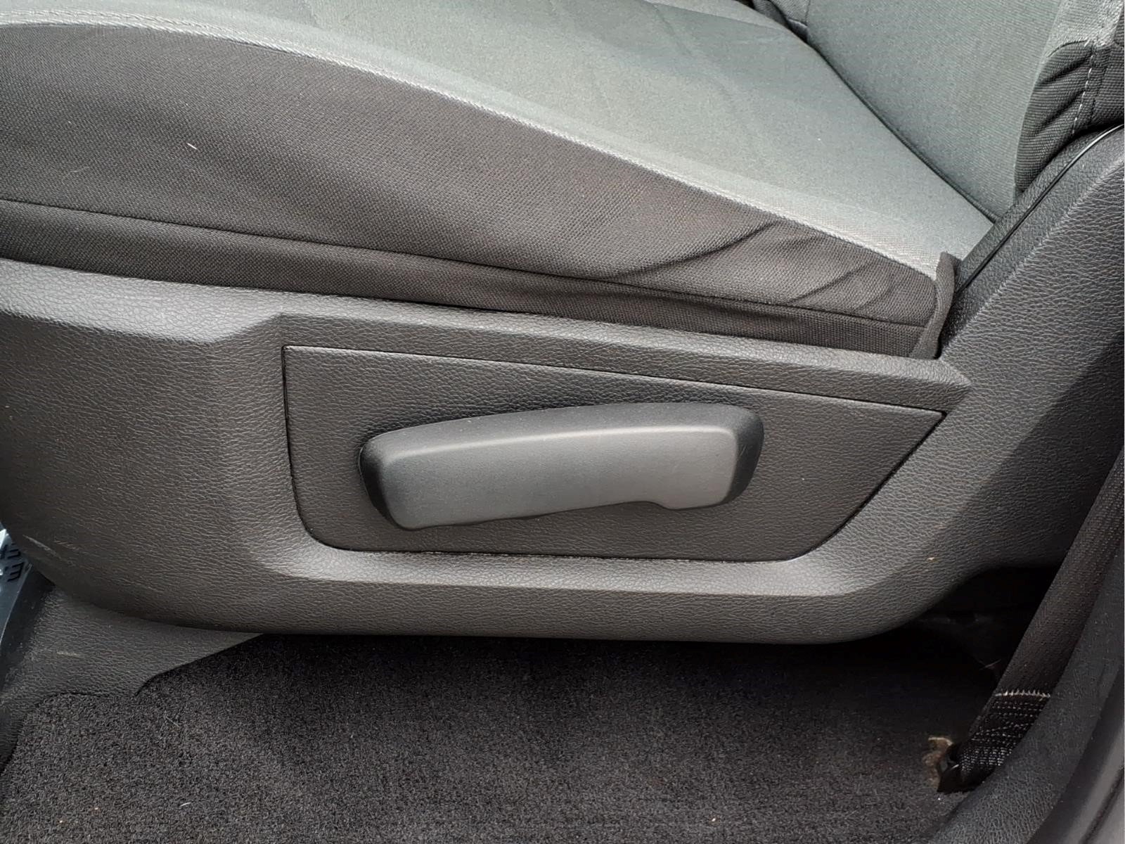 Used 2024 RAM 1500 Classic SLT RWD image 21