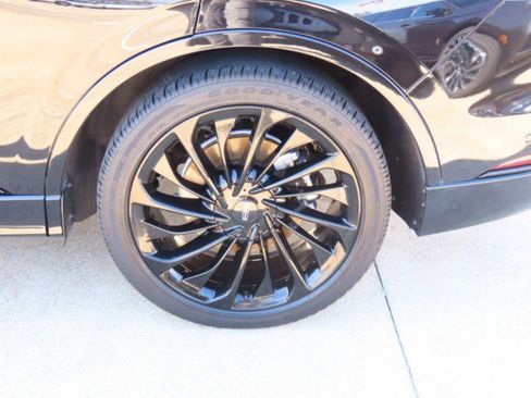 Certified 2023 Lincoln Aviator Reserve w/ Equipment Group 201A image 16