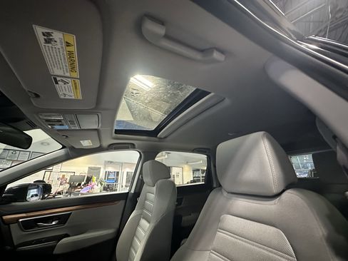 Used 2019 Honda CR-V EX image 17