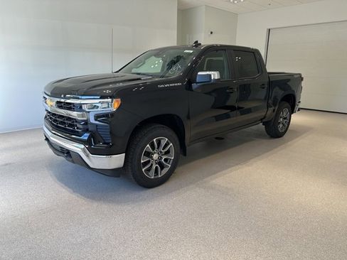 New 2026 Chevrolet Silverado 1500 LT image 3