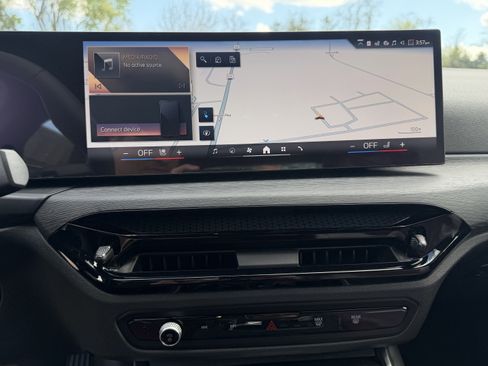 New 2026 BMW i4 xDrive40i w/ Premium Package AWD/4WD image 12