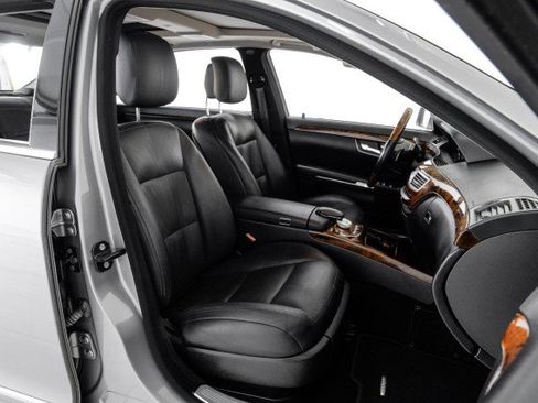 Used 2013 Mercedes-Benz S 550 4MATIC image 40
