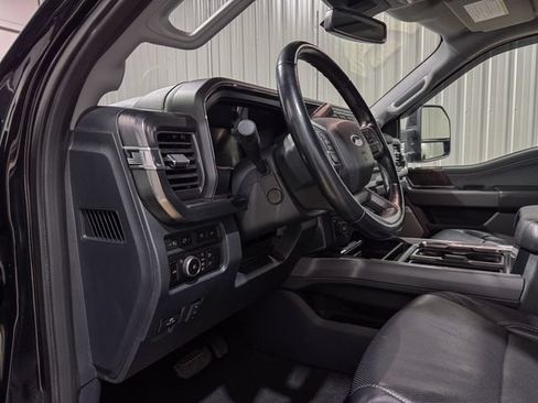 Used 2023 Ford F450 Lariat w/ Lariat Ultimate Package AWD/4WD image 12