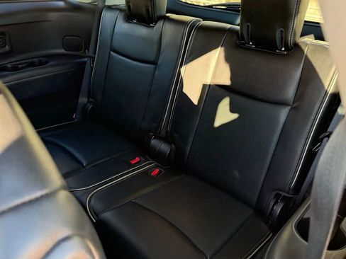 Used 2016 INFINITI QX60 FWD w/ Deluxe Technology Package image 16