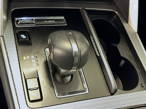 Used 2024 MAZDA CX-90 Plug-In Hybrid w/ Premium Plus AWD/4WD image 25