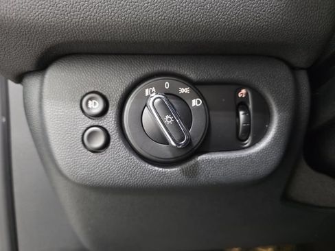 Used 2019 MINI Cooper Clubman ALL4 AWD/4WD image 24