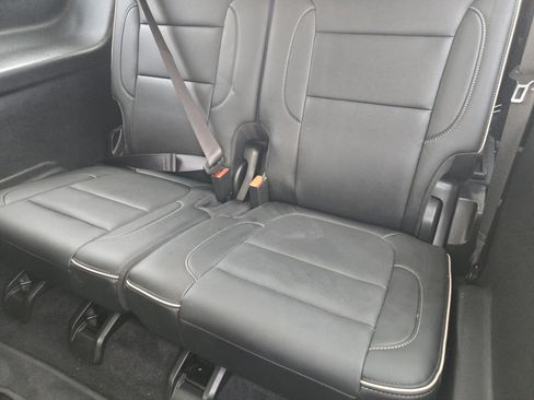 Used 2021 GMC Acadia Denali image 33