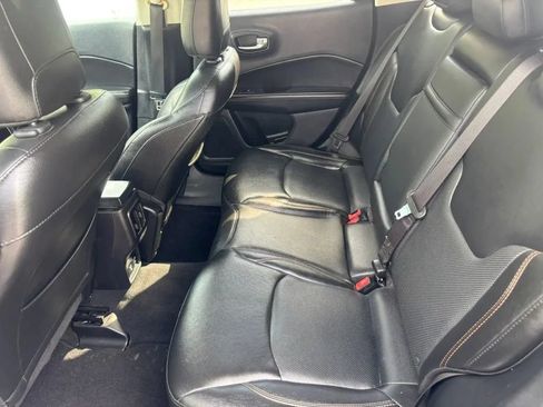 Used 2018 Jeep Compass Limited AWD/4WD image 13