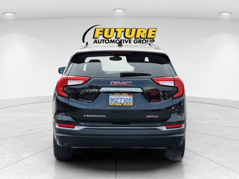 Used 2022 GMC Terrain AT4 w/ Infotainment Package II image 6