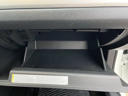 Used 2018 Volkswagen Passat 2.0T S image 34