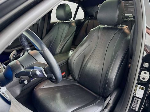 Used 2021 Mercedes-Benz E 350 4MATIC Sedan image 11