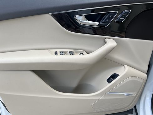 Used 2019 Audi Q7 3.0T Prestige w/ Prestige Package AWD/4WD image 14