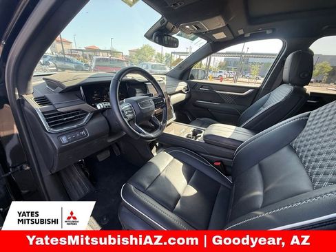 Used 2025 GMC Acadia Denali w/ LPO, Floor Liner Package image 8