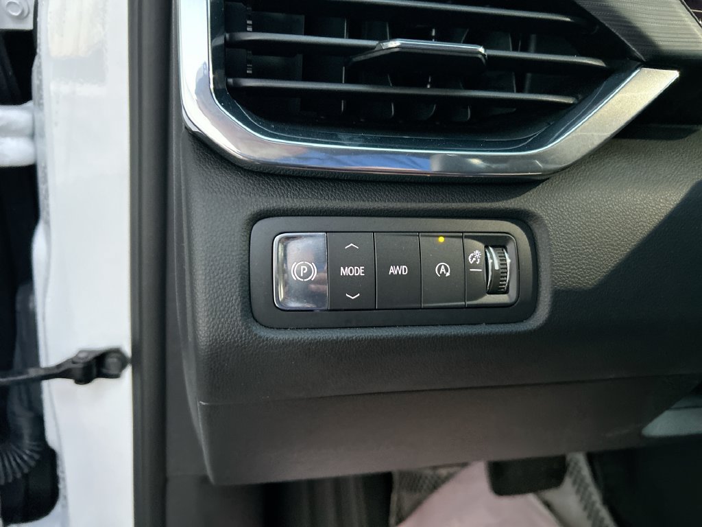 Used 2025 GMC Acadia Elevation AWD/4WD image 20