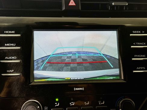 Used 2020 Toyota Camry LE FWD image 19