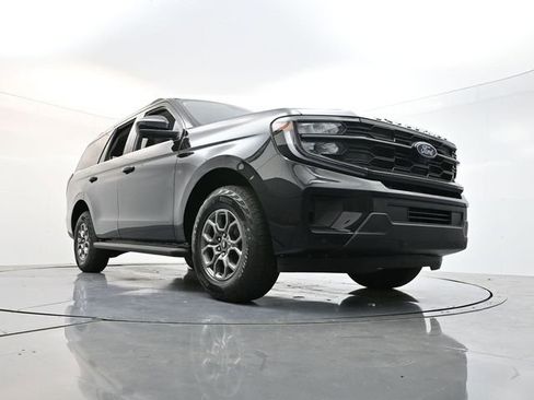 New 2025 Ford Expedition Active image 26