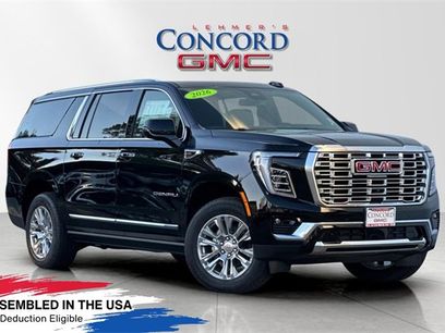 New 2026 GMC Yukon XL Denali w/ Sun & Power Step Package
