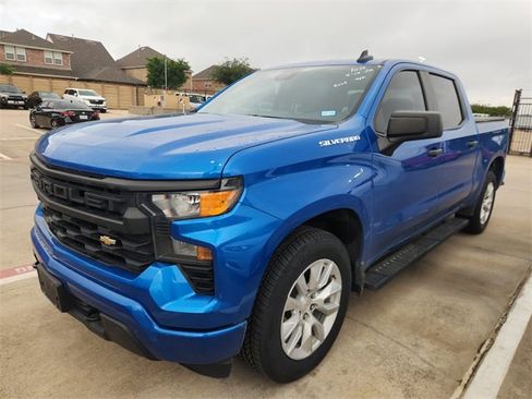 Used 2024 Chevrolet Silverado 1500 Custom RWD image 3