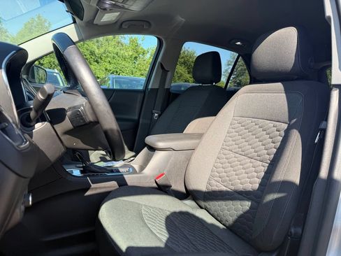 Used 2018 Chevrolet Equinox LT AWD/4WD image 8