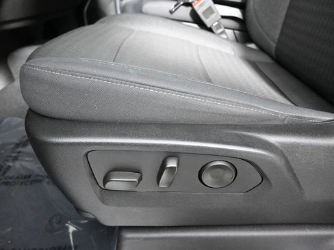 Used 2024 Chevrolet Silverado 1500 LT AWD/4WD image 21