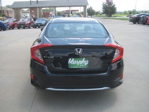 Used 2019 Honda Civic LX image 6