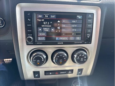 Used 2013 Dodge Challenger SRT8 w/ Harman Kardon Audio Group RWD image 13
