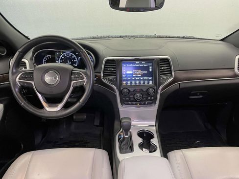 Used 2018 Jeep Grand Cherokee Limited image 26