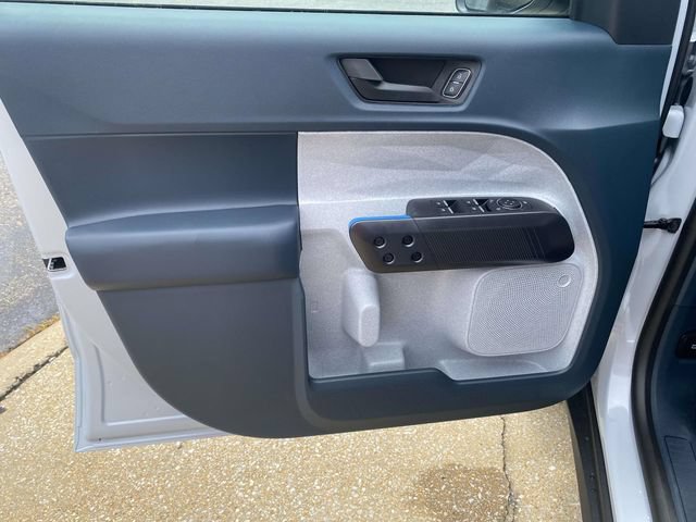New 2026 Ford Maverick XLT w/ XLT Luxury Package FWD image 13