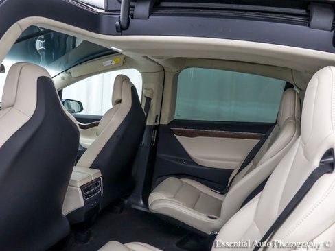 Used 2018 Tesla Model X P100D image 16