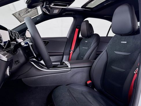 New 2026 Mercedes-Benz C 43 AMG 4MATIC Sedan image 16