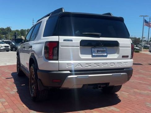 Certified 2026 Honda Passport TrailSport Elite image 9