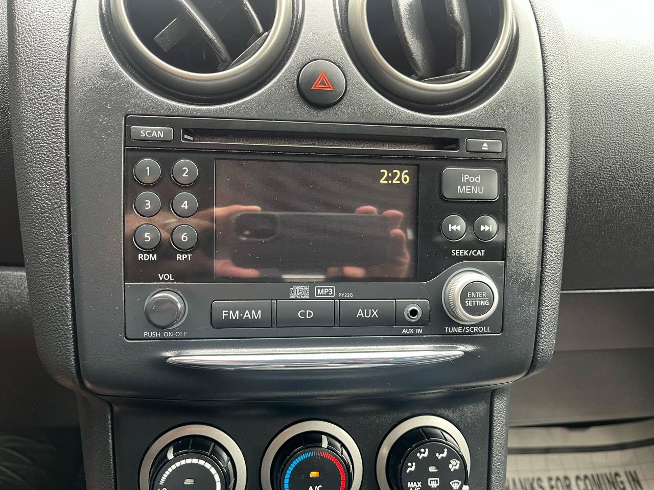 Used 2011 Nissan Rogue SV AWD/4WD image 16