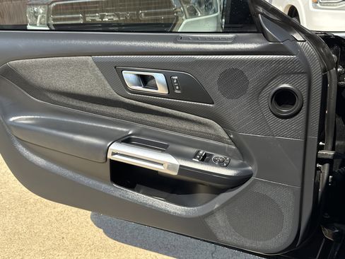 Certified 2024 Ford Mustang image 18