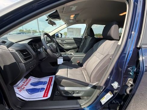 New 2026 Nissan Rogue SV image 12