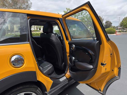 Used 2015 MINI Cooper S FWD image 86