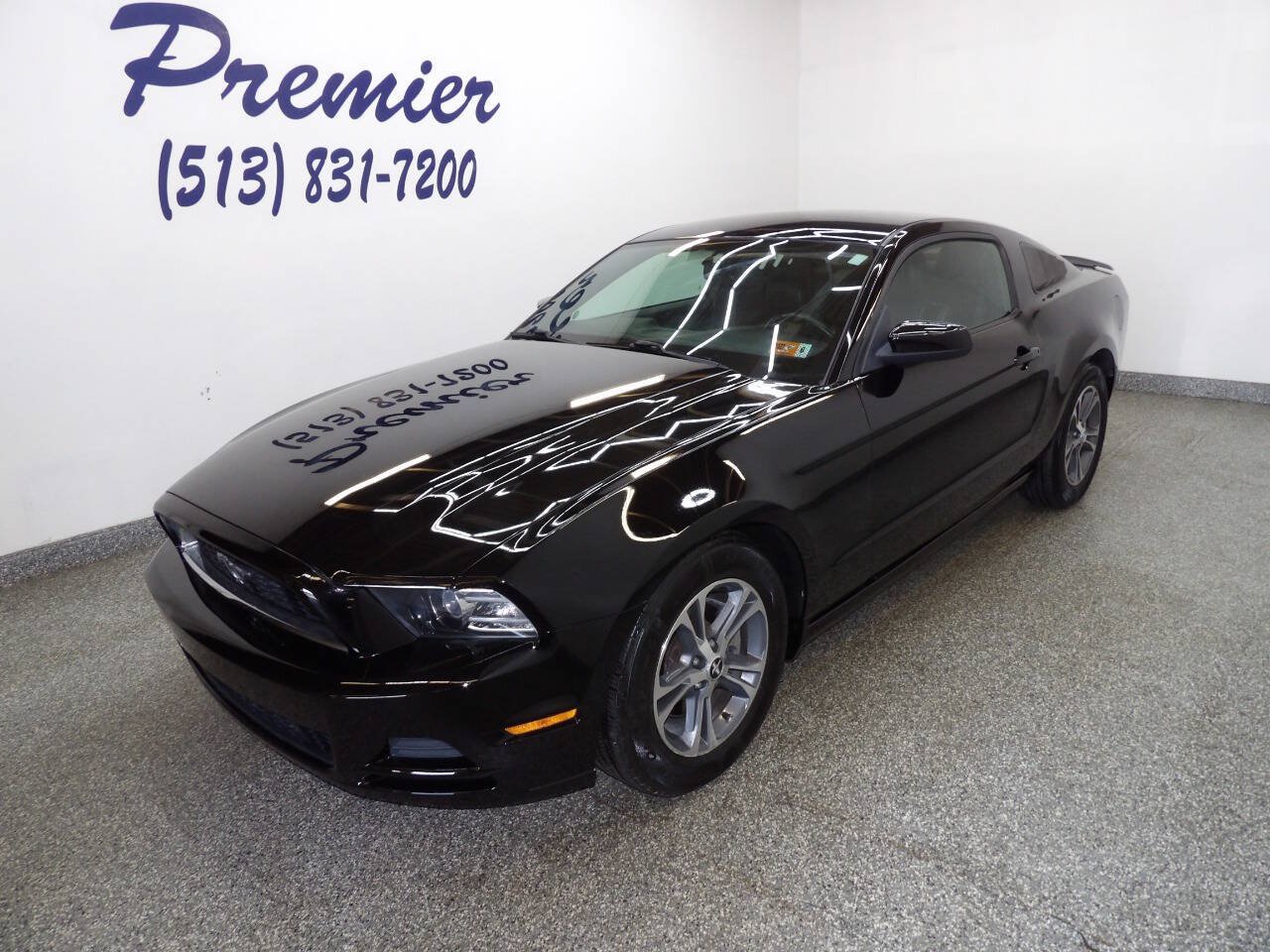 Used 2014 Ford Mustang Premium RWD image 1