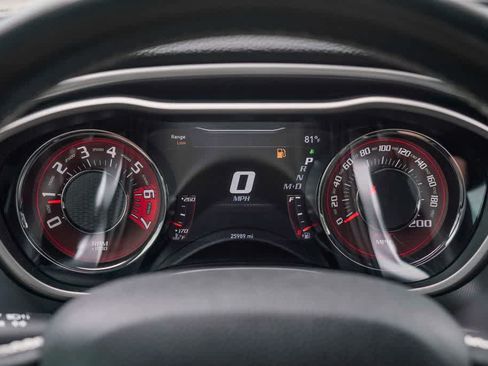 Used 2020 Dodge Challenger SRT Hellcat RWD image 23