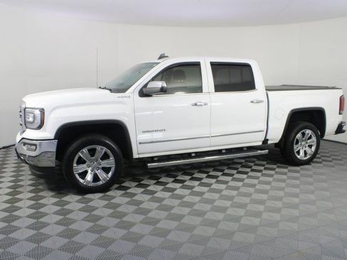 Used 2018 GMC Sierra 1500 SLT image 2