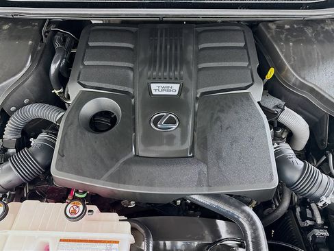 Certified 2024 Lexus GX 550 w/ Accessory Package (Z1) AWD/4WD image 32