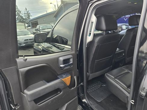 Used 2016 Chevrolet Silverado 1500 LTZ image 16